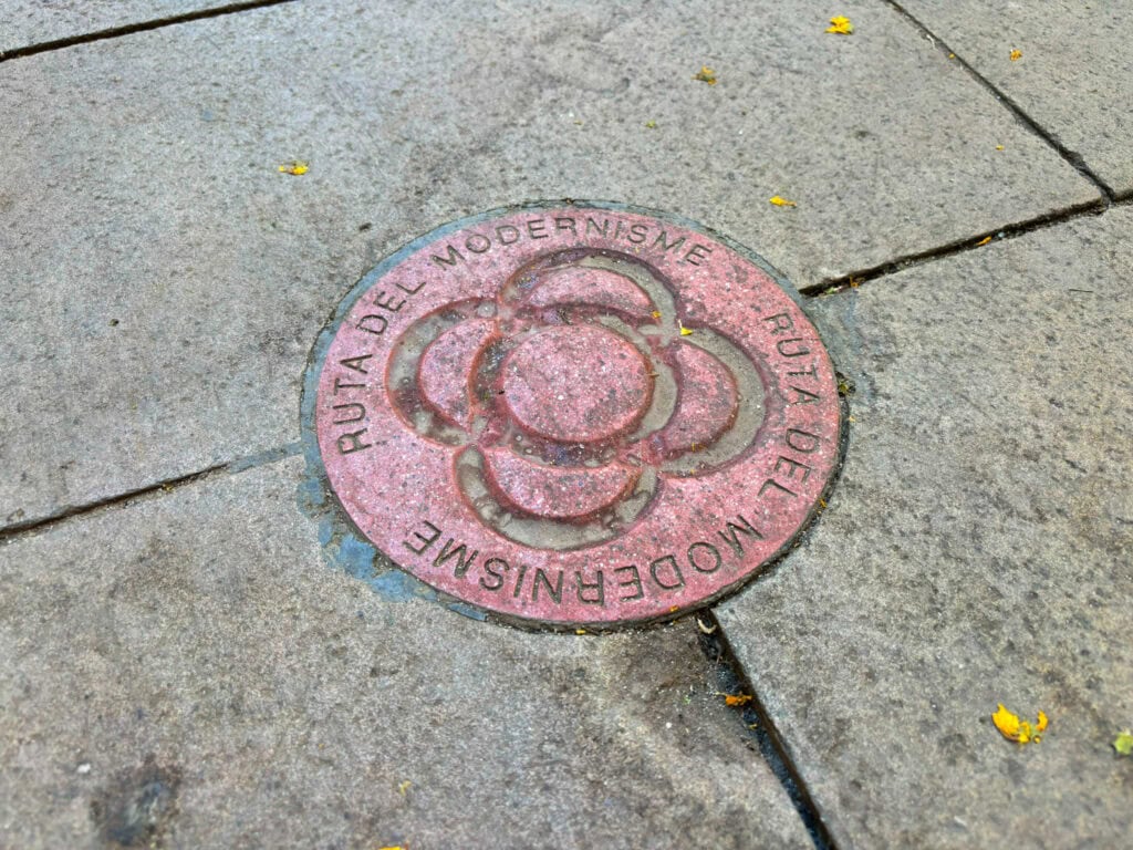 Barcelona "Ruta de modernisme" marker printed with the flower design