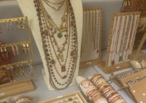 A market table displaying jewelry.